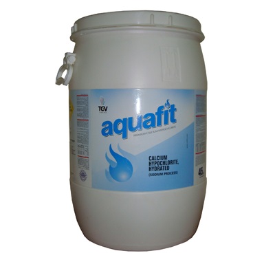 Chlorine aquafit Ấn Độ tan trong nước khá dễ dàng